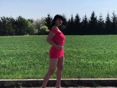 German Amateur Spreads Her Legs Outdoors