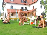 German Swinger Party im Garten